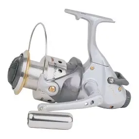 OKUMA AVENGER  SPIN REEL
