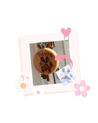 Wooden circle keyring