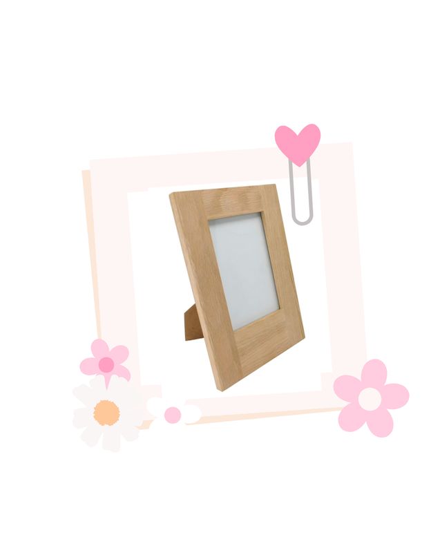 Deluxe oak photo frame