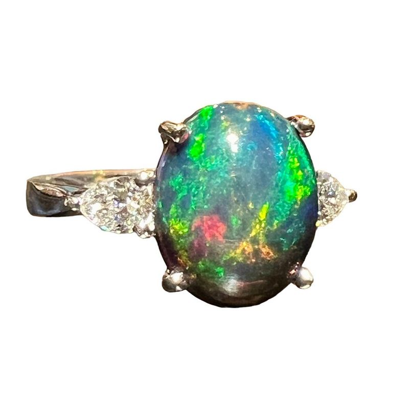 Bague Opale Noire Entourée 2 Poires Diamant Or Blanc 18 Carat