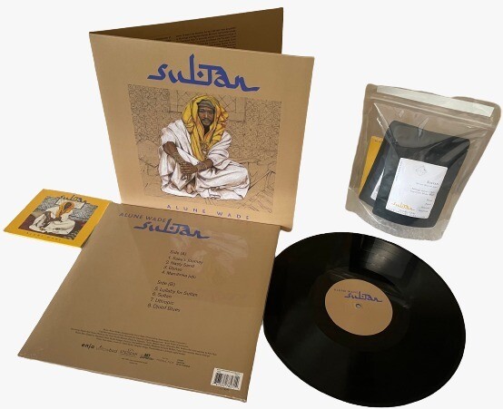Alune Wade Sultan Merchandising [artéfact x Alune Wade]