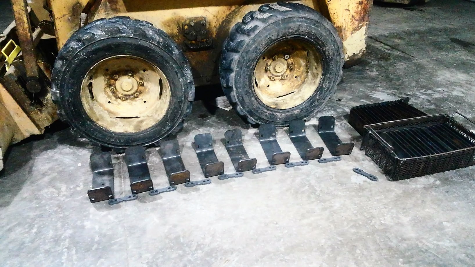 Custom Skid Steer Loader Over Tire Steel Tracks “OTT” 12×16.5 Tires