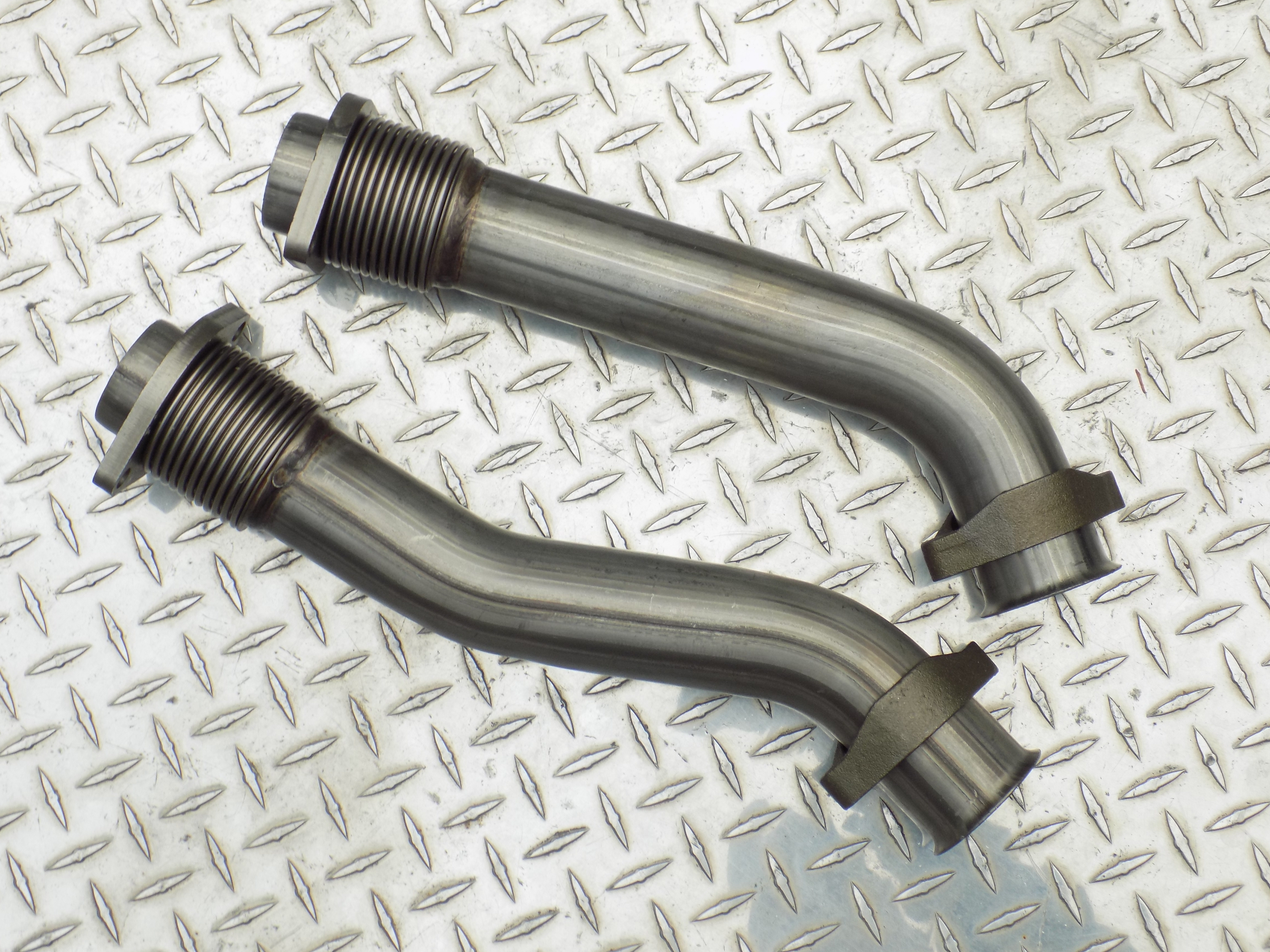 Bellowed Up Pipes Manifold to Turbo 199903 Ford Powerstroke 7.3L T444E