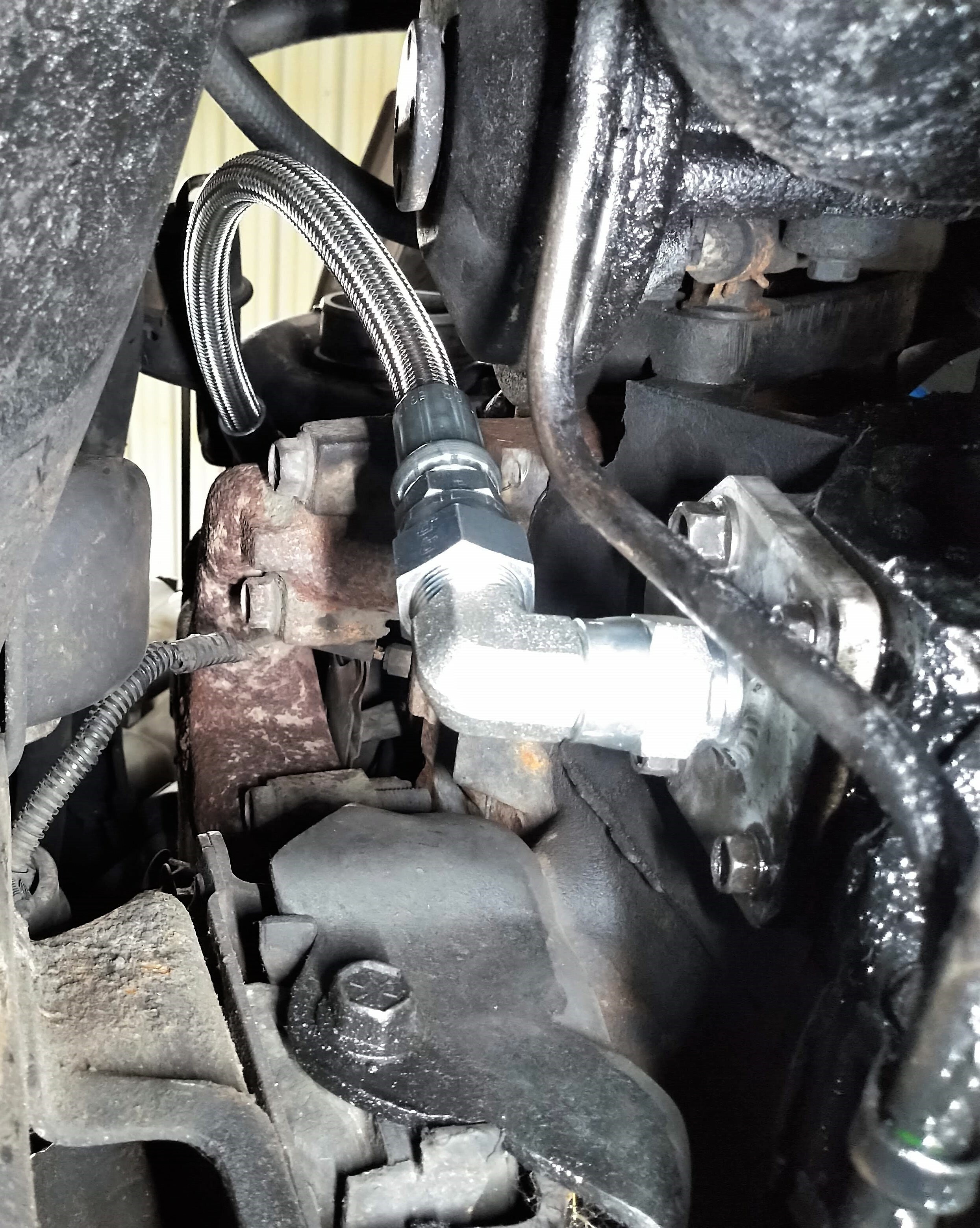 10AN Turbo Oil Drain 6.5l 6.2l Detroit Diesel Chevy GMC 6.2l/6.5l