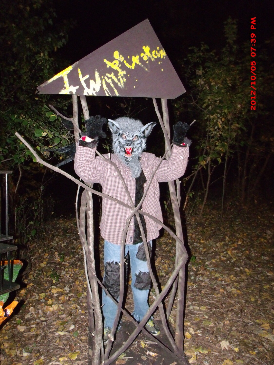 Creepy Crawlies Friday Session (October 2) Session 3 (8:00-9:00 p.m.)