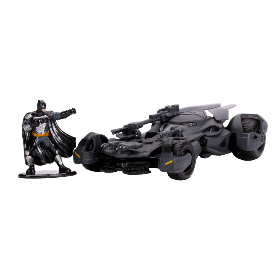 Justice League (2017) - Batmobile with Figure 1:32 Scale Hollywood Ride