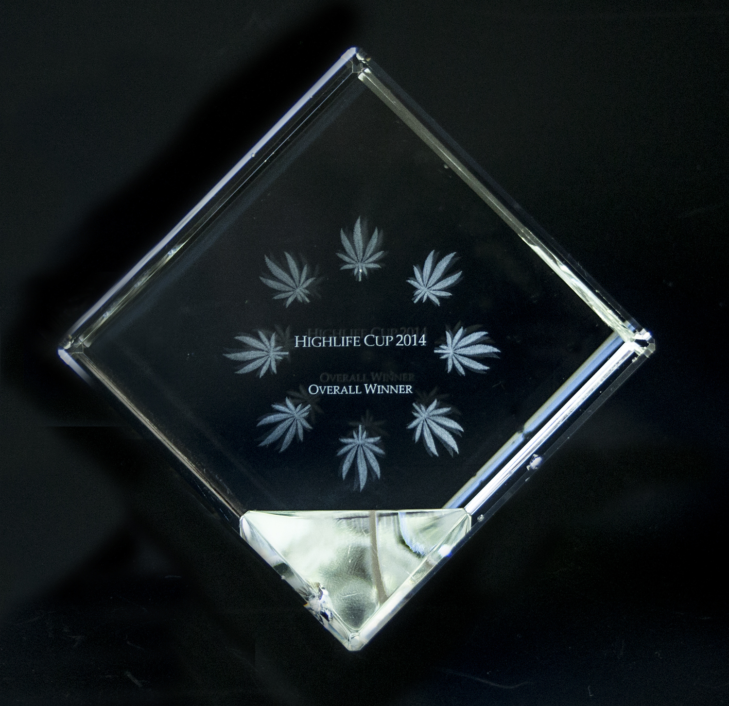 Devil's Harvest Seeds - Strawberry Sour Diesel (reg.)