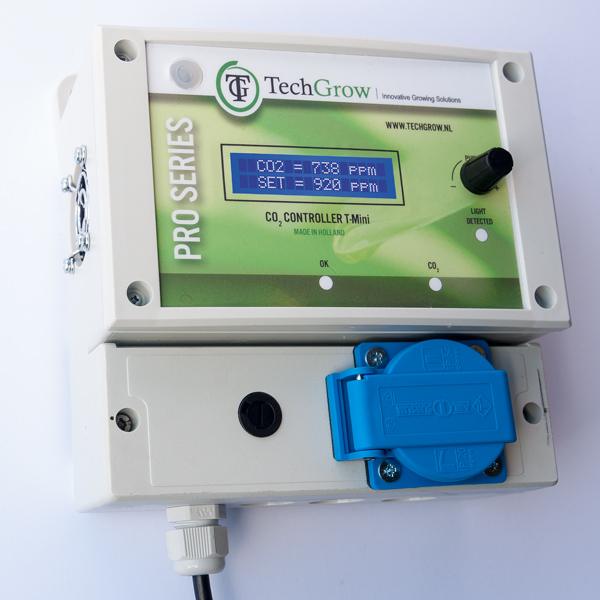 Система мониторинга и подачи Co2 для выращивания растений TechGrow T-Mini (встроенный сенсор)