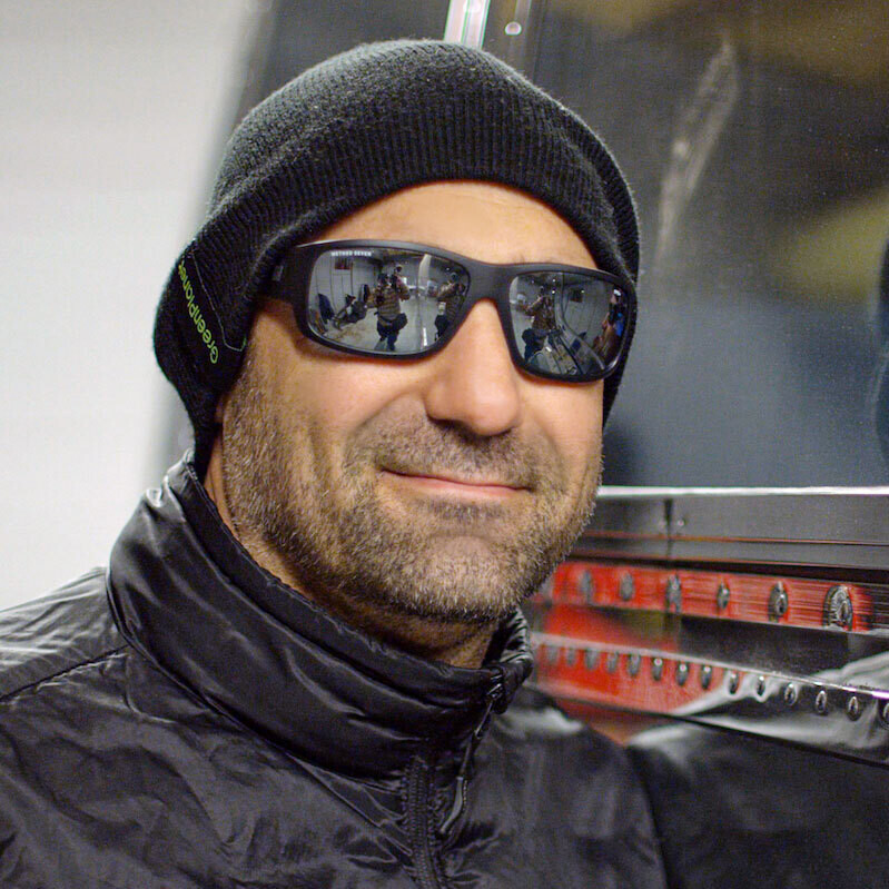 "Гровим на стиле" в очках от Method Seven в Toro Growshop