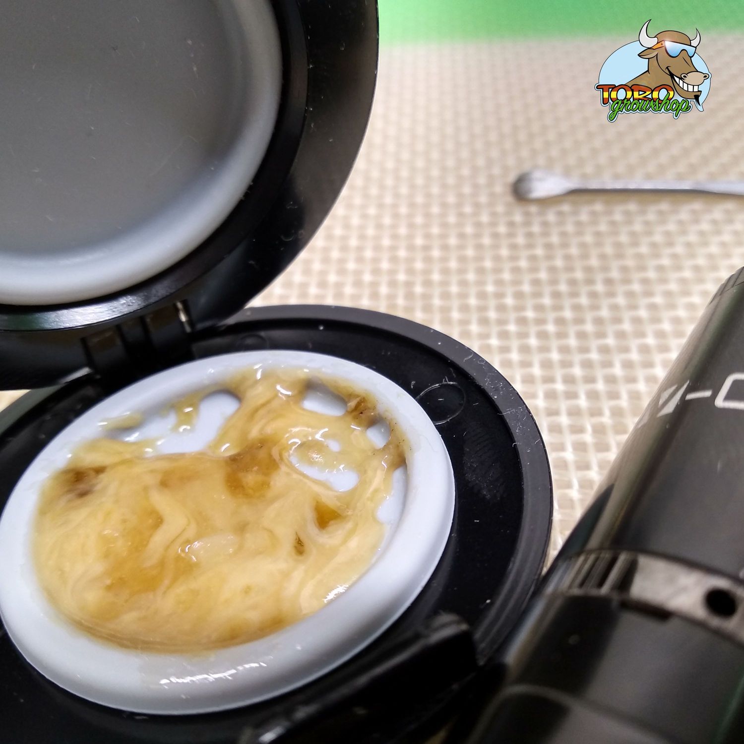 Rosin из сорта Lemon Tree от Toro Growshop (torogrow.com)