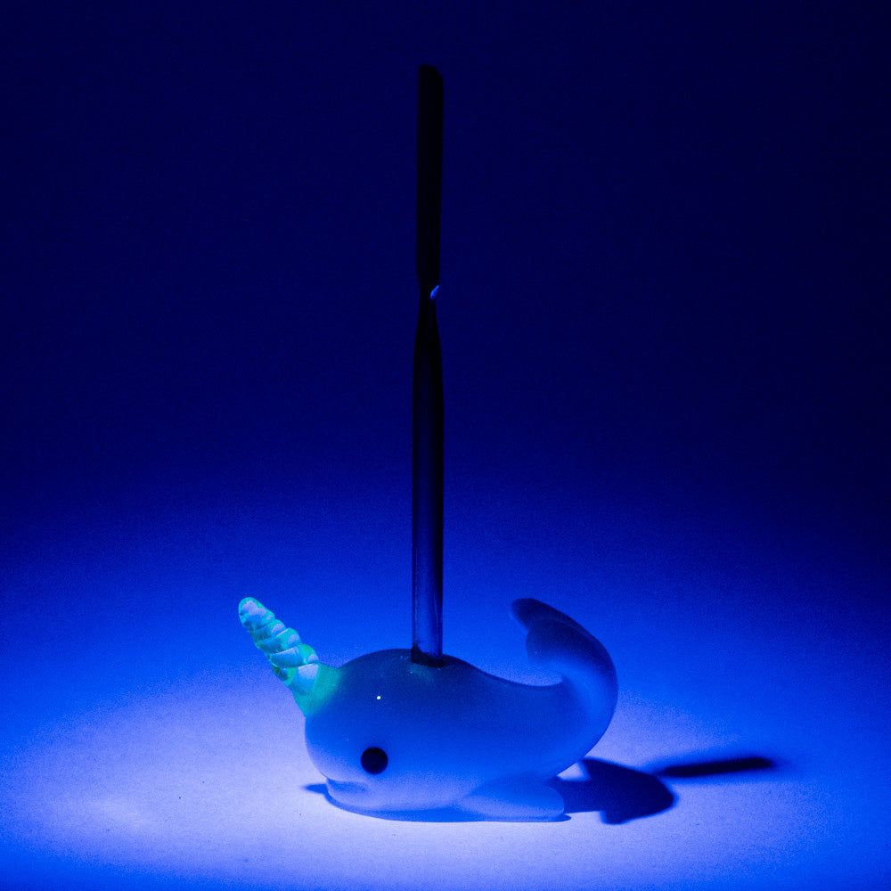 Empire Glassworks - даббер для экстрактов &quot;Светящийся морской единорог&quot;