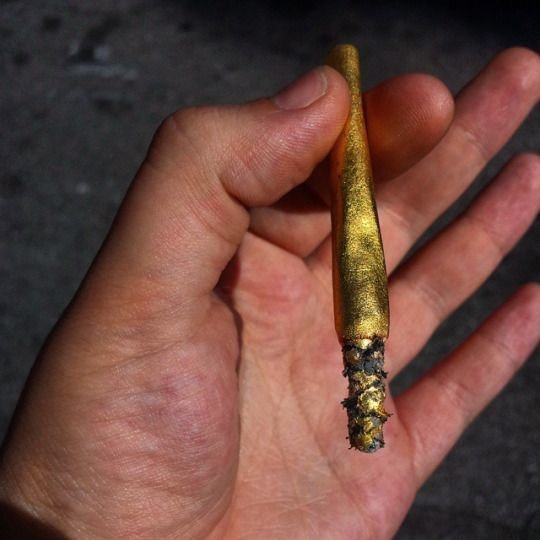 Бумага для скручивания косяка Shine из золота 24K (1 штука King Size)