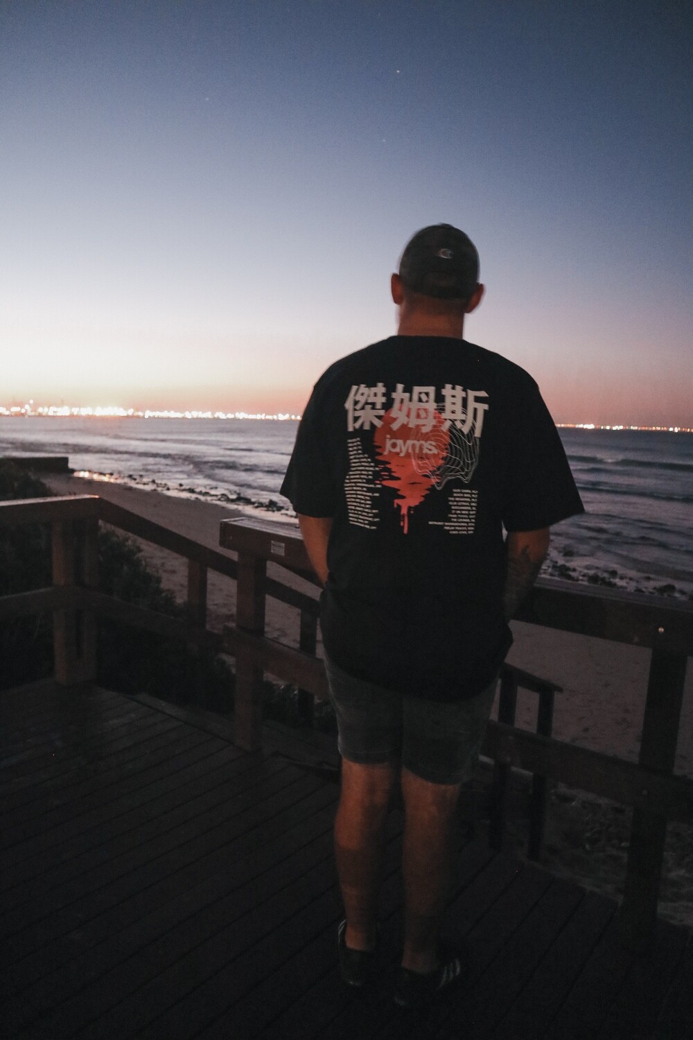 &quot;2018 TOUR&quot; T-SHIRT