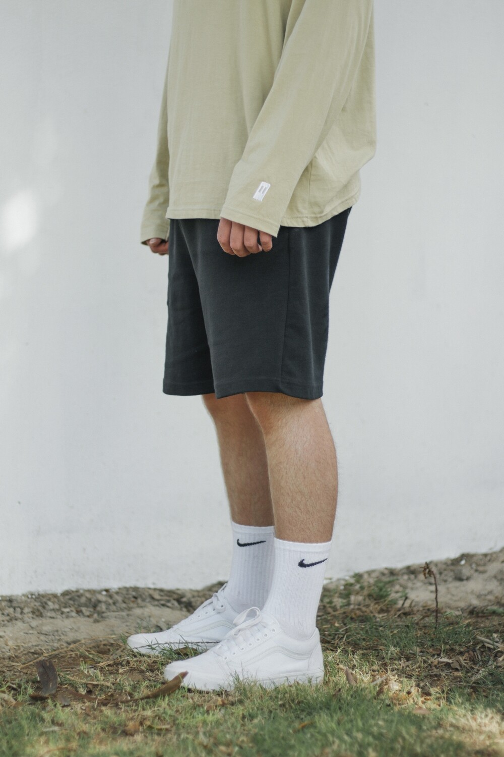 &quot;GHOST&quot; LONG SLEEVE T-SHIRT