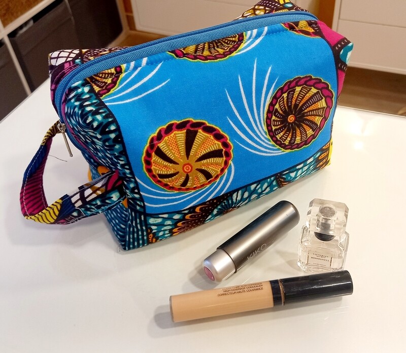 Necessaire Make Up Necessaire Make Up