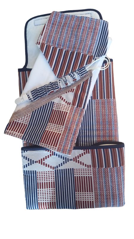 Kit Menino Castanho/Azul
4 Peças