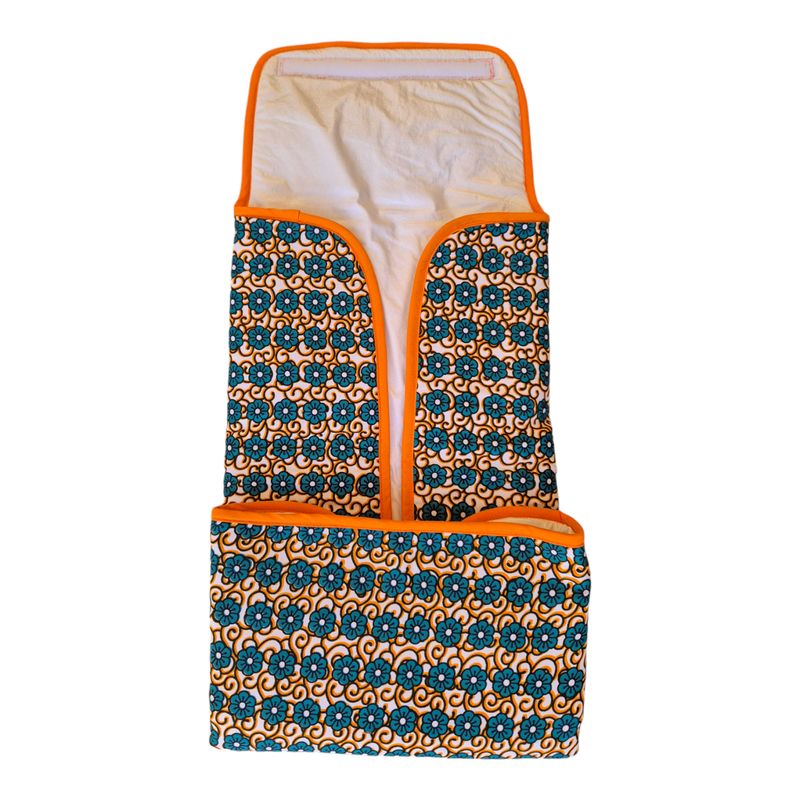 Muda Fraldas Portátil - Coleção Flores Laranja