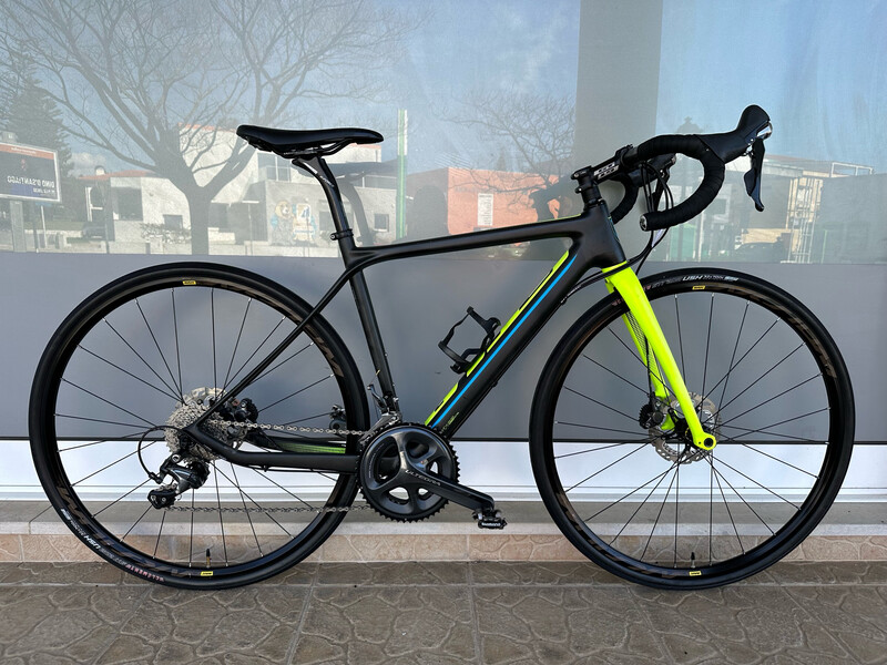 Bicicleta de estrada / Gravel GT