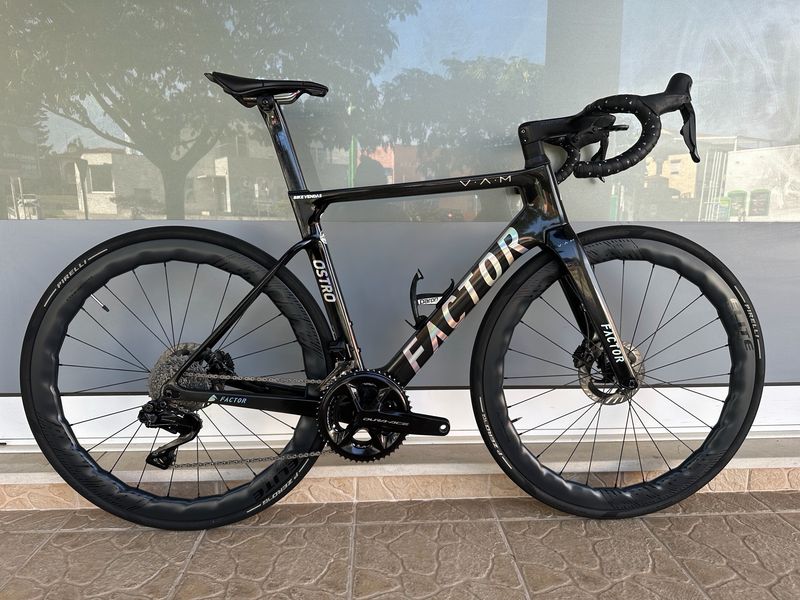 Bicicleta Factor (M)