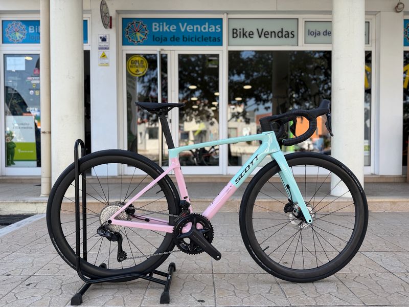 Scott Addict RC 10 - Gelado Scott Addict RC 10 - Gelado