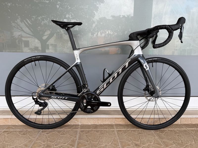 Bicicleta Scott Foil (M/54)