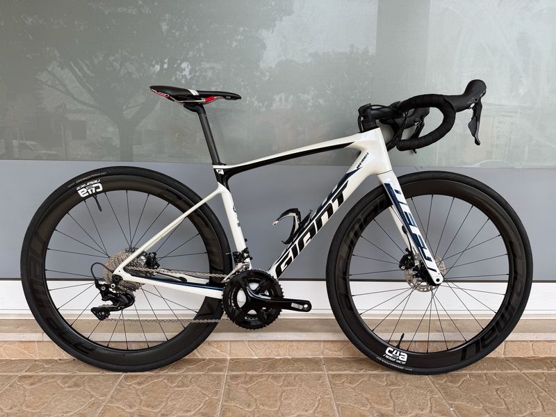 Bicicleta Giant Defy (S/52)