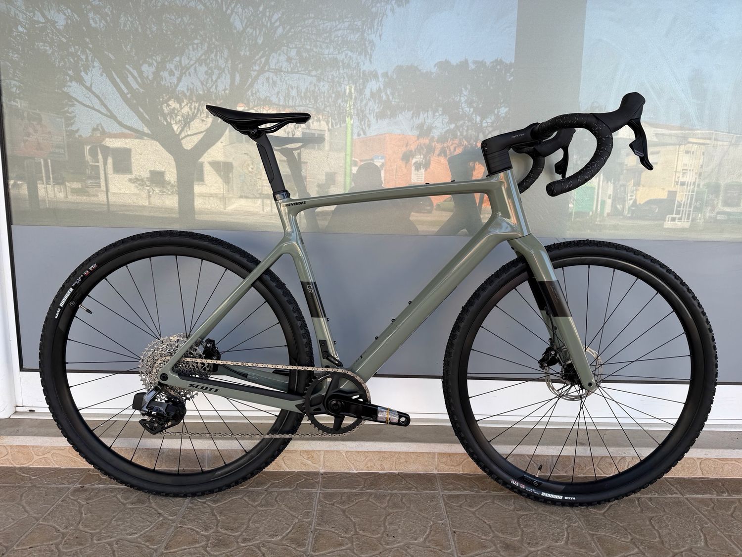 Bicicleta Scott Addict Gravel (L)