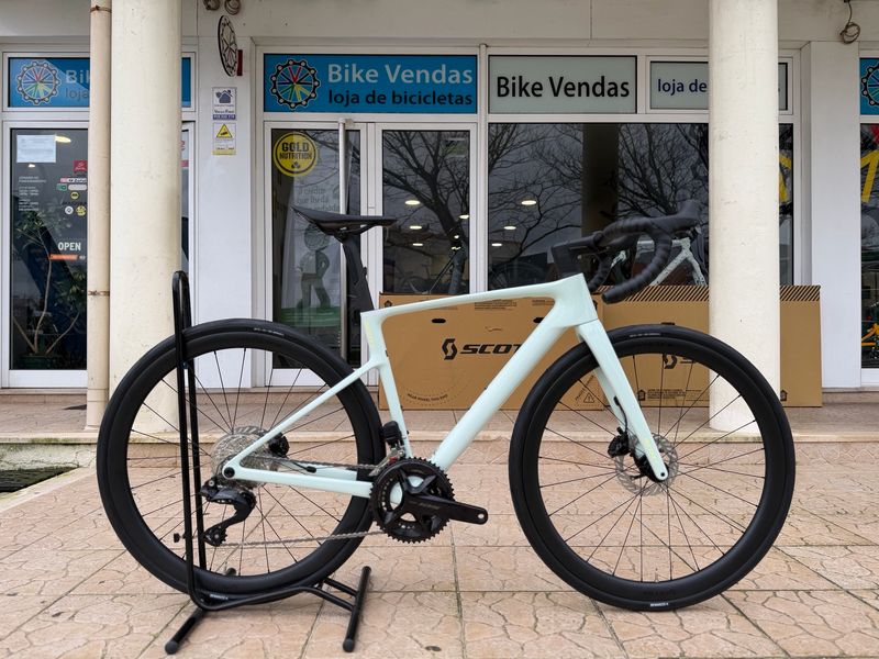 Scott Addict 30 - 2026 (Frozen Green) Scott Addict 30 - 2026 (Frozen Green)