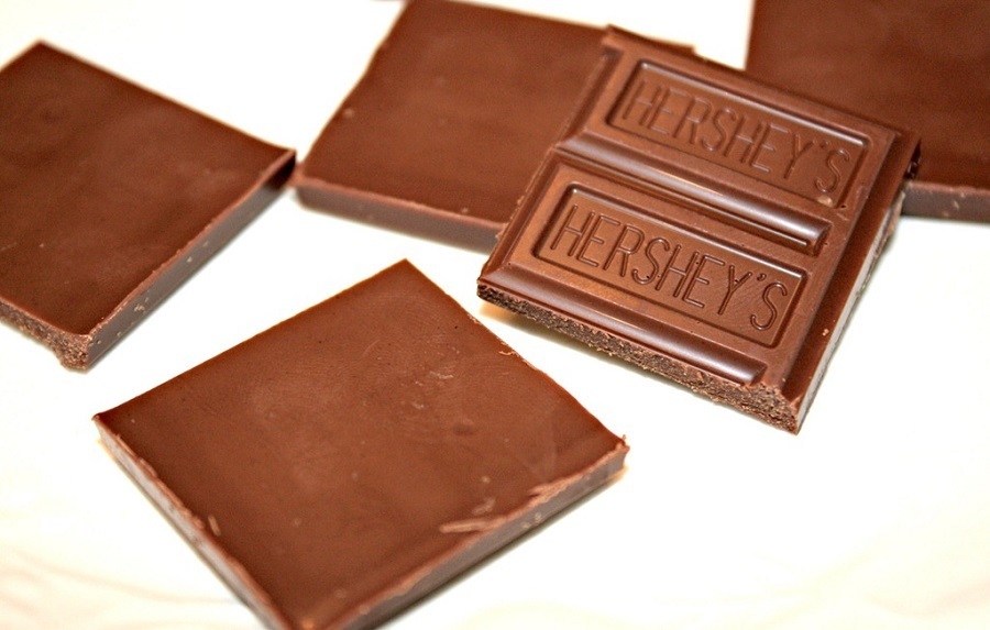 Hershey Candy Bar Cheesecakes