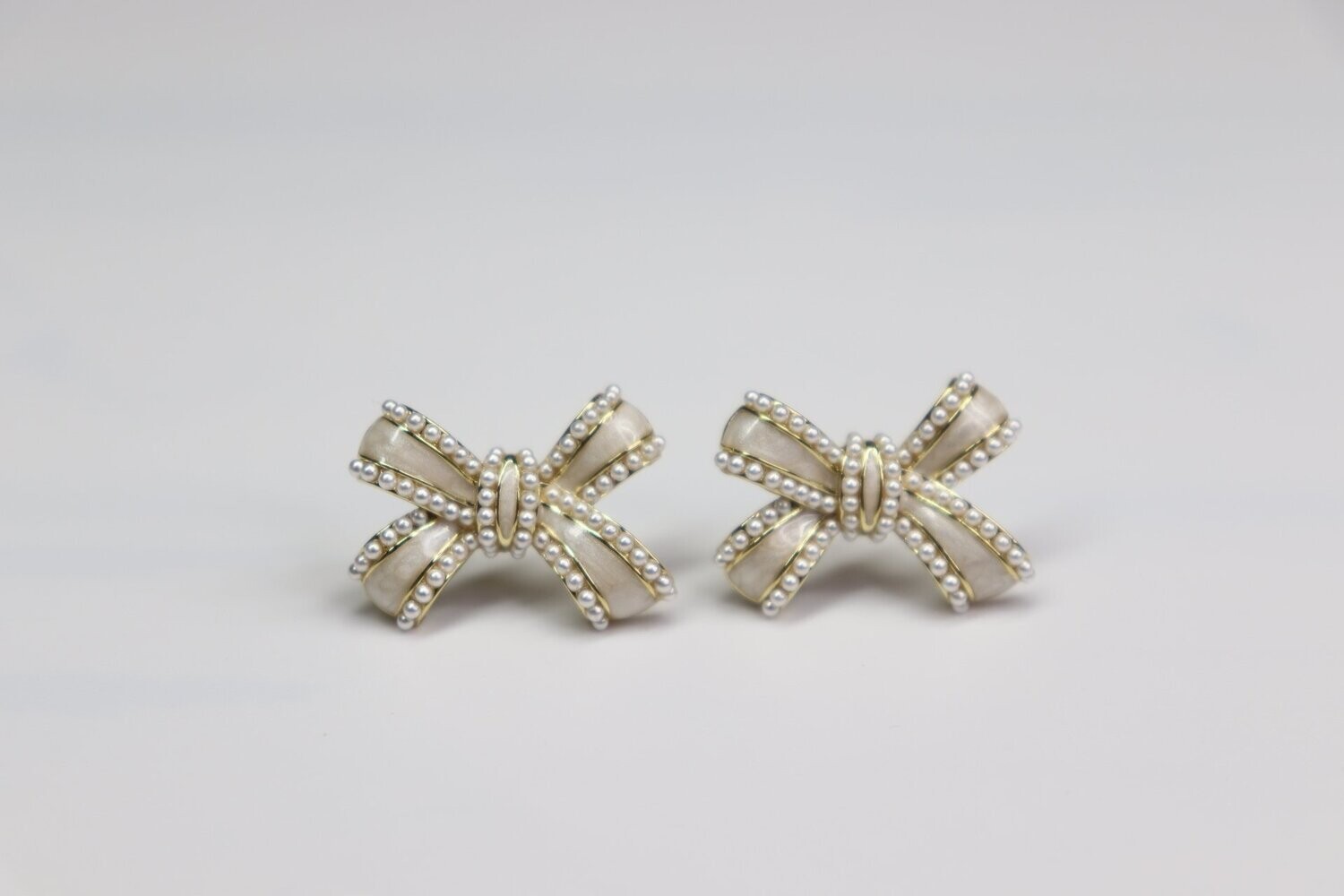 Luxury  Bow Earrings