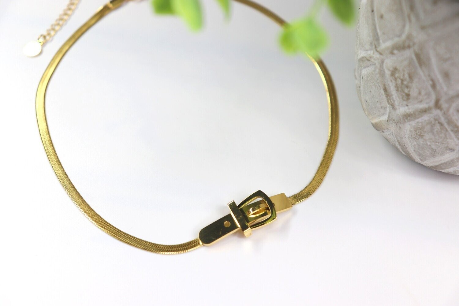 Belt Choker