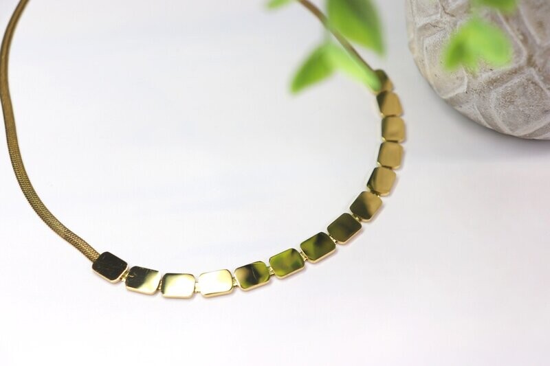 Rum Necklace