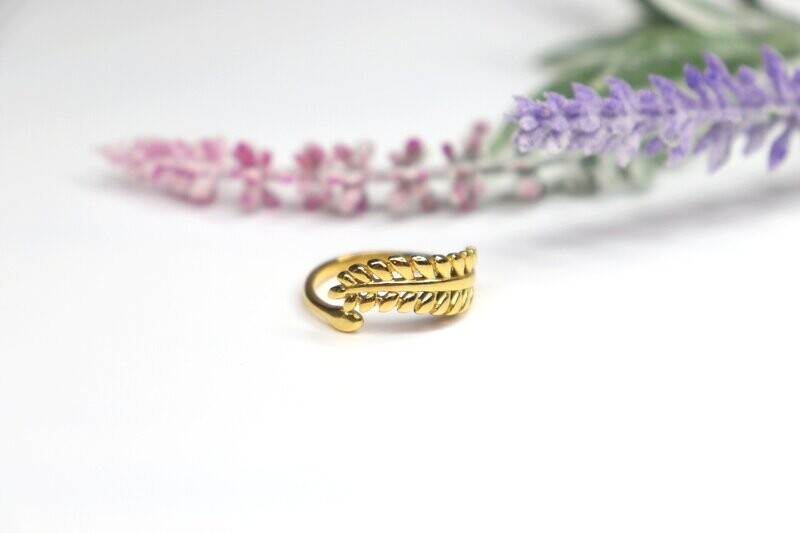 Simple Leaf Rings