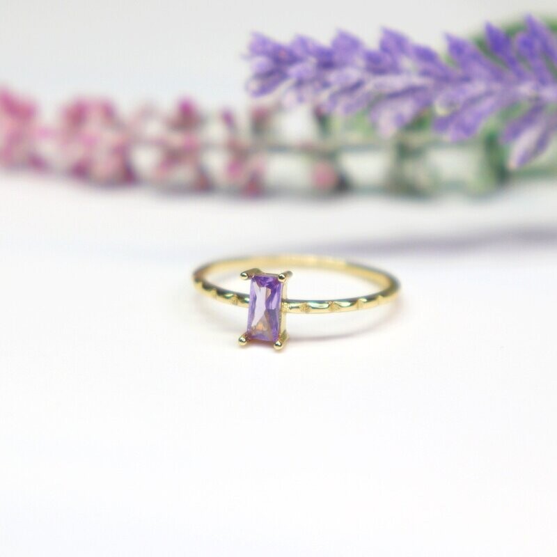 Amethyst Dainty Ring
