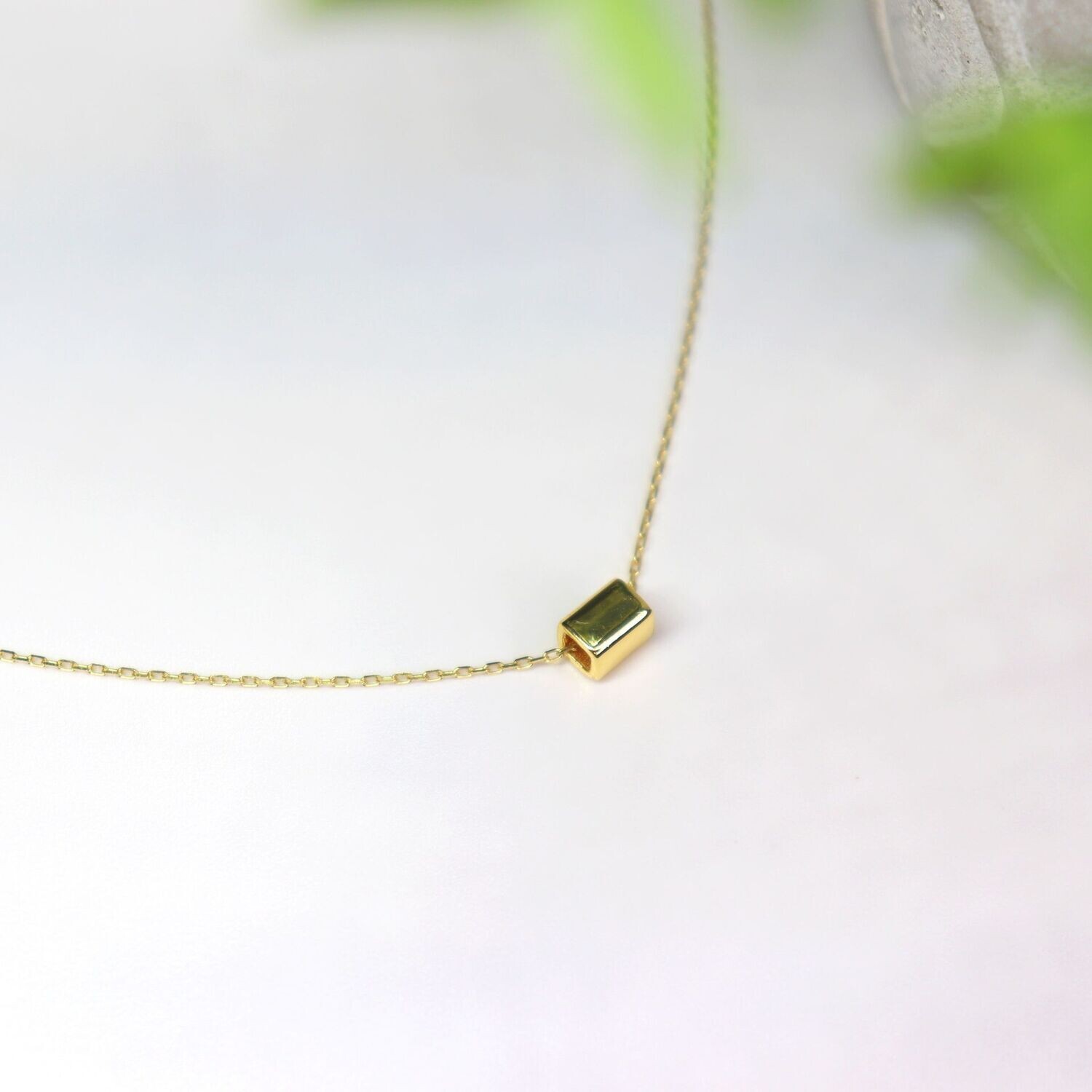 Smooth Cylinder Pendant Necklace