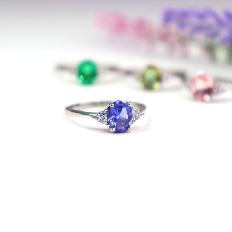 Three Stone Toi Moi Ring