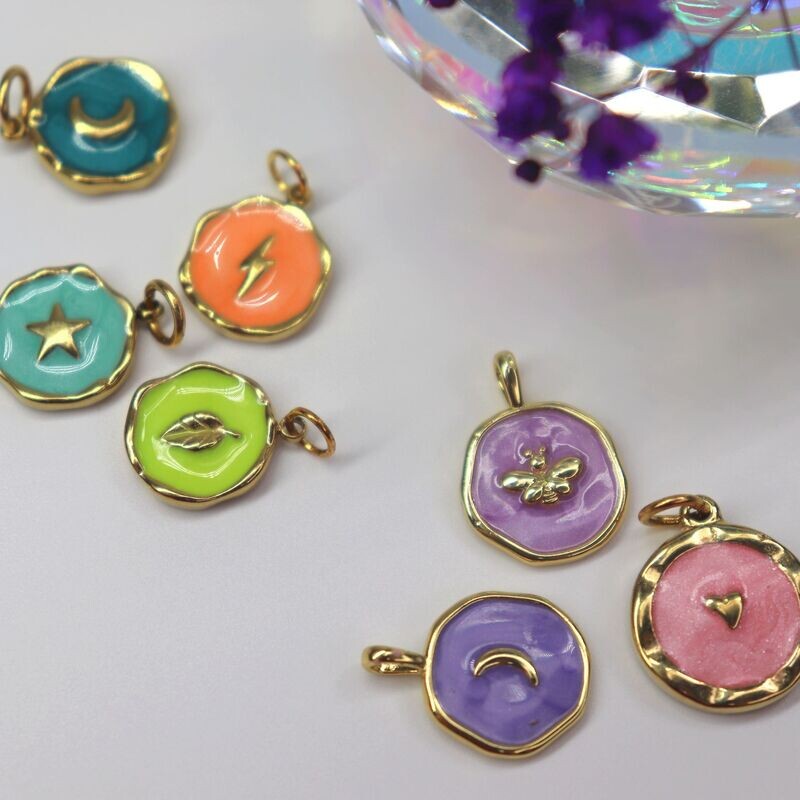 Medallion Charm