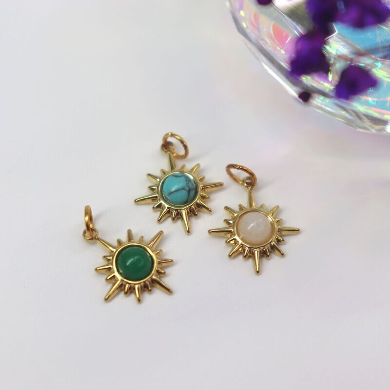 Lucky Star Charm