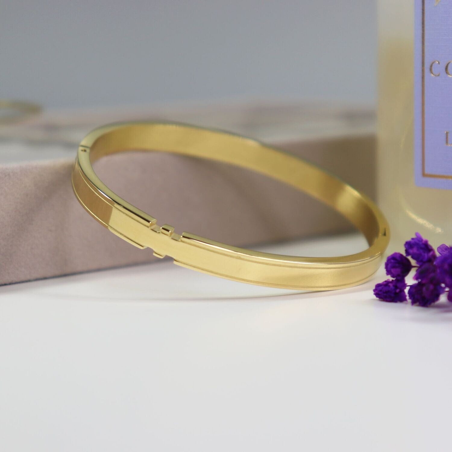 Classic Gold Bangle