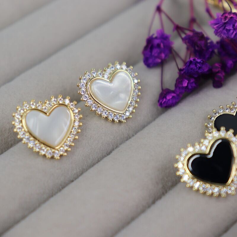 Lovely Pearl Heart Earrings