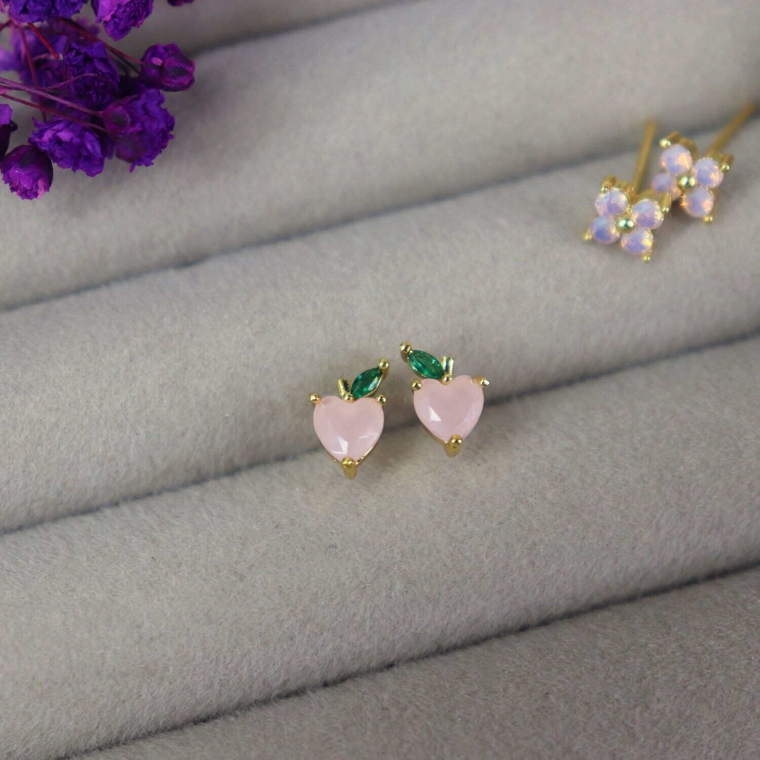 Sweet Peach Studs