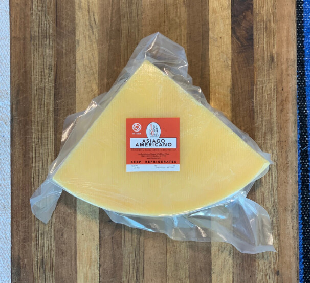 Asiago Americano Lira Rosa PER POUND