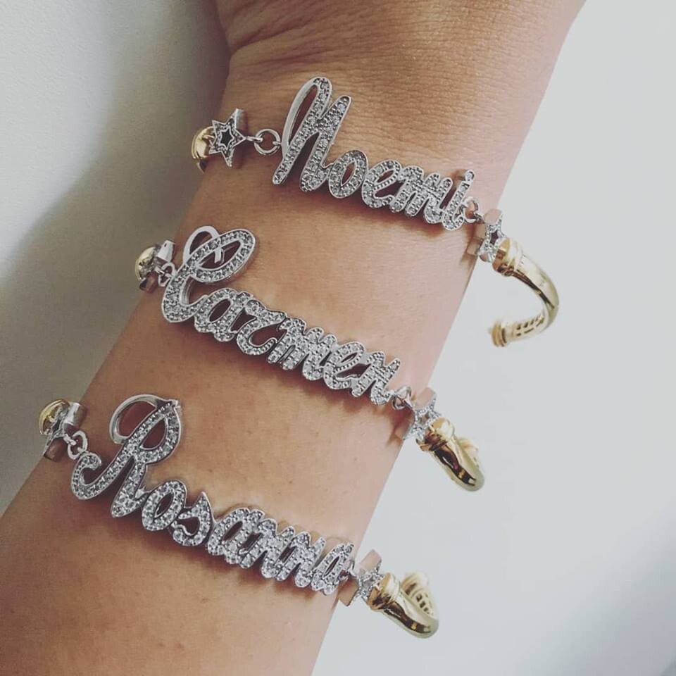 Bracciale nome in corsivo