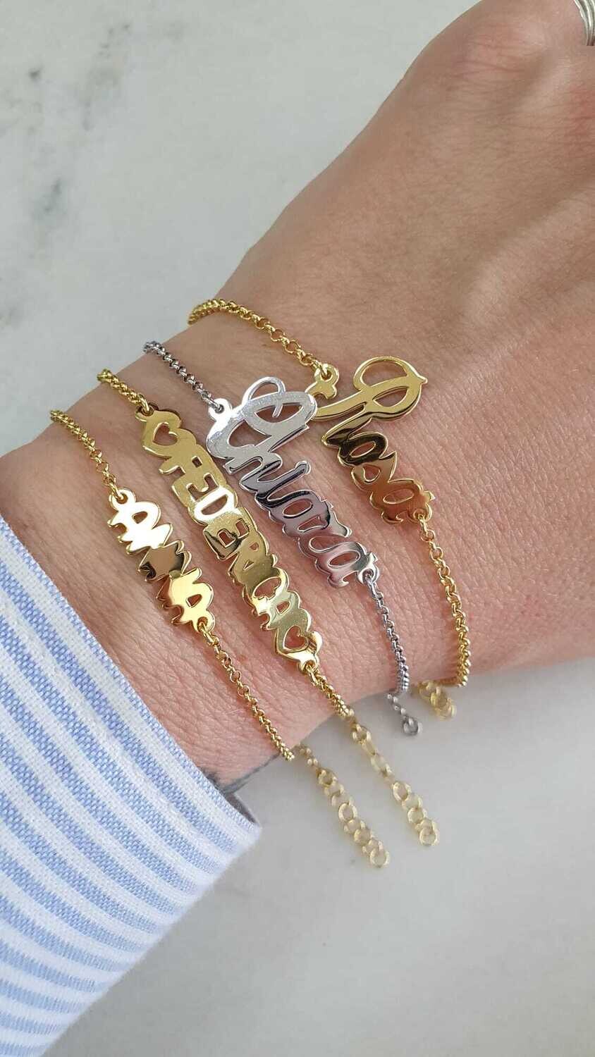 Bracciale con nome stampatello piccolo liscio