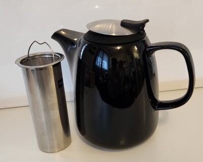 47 OZ Ceramic Teapot