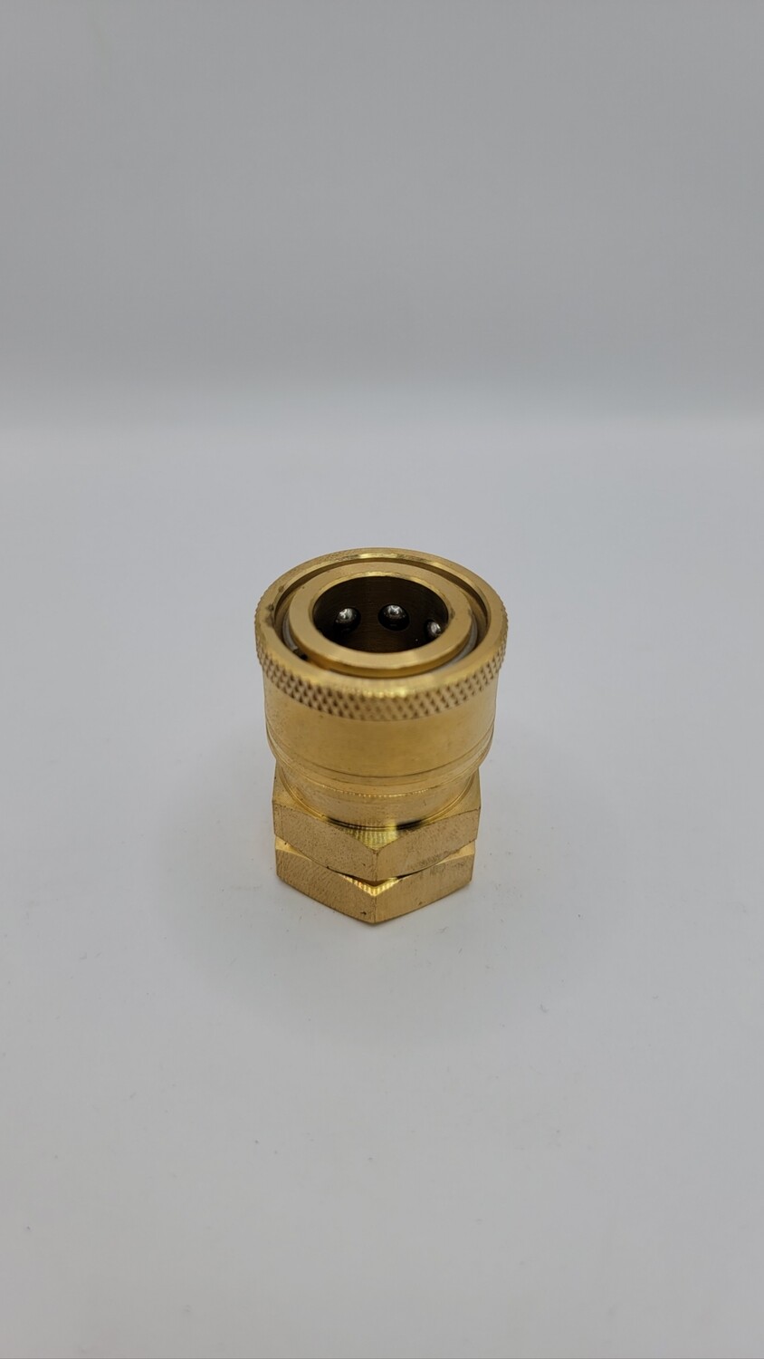 QC Socket 3/8" FNPT Brass
