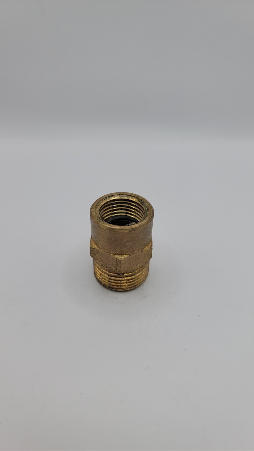 22mm Screw Plug x 3/8 FPT
