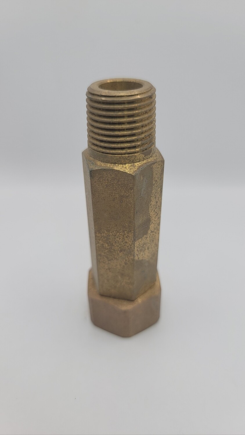 3/4 FGH x 1/2 MPT inlet fitting 1/4 FPT port