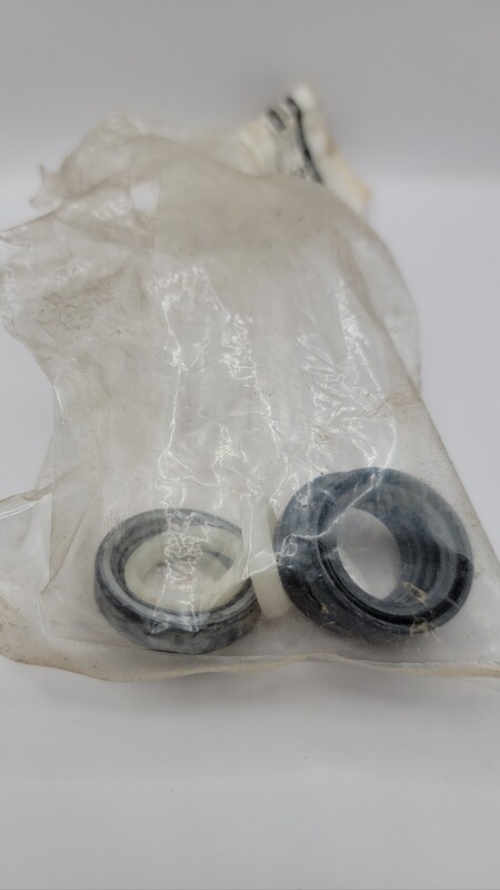 Oil Seal CAT 66DX