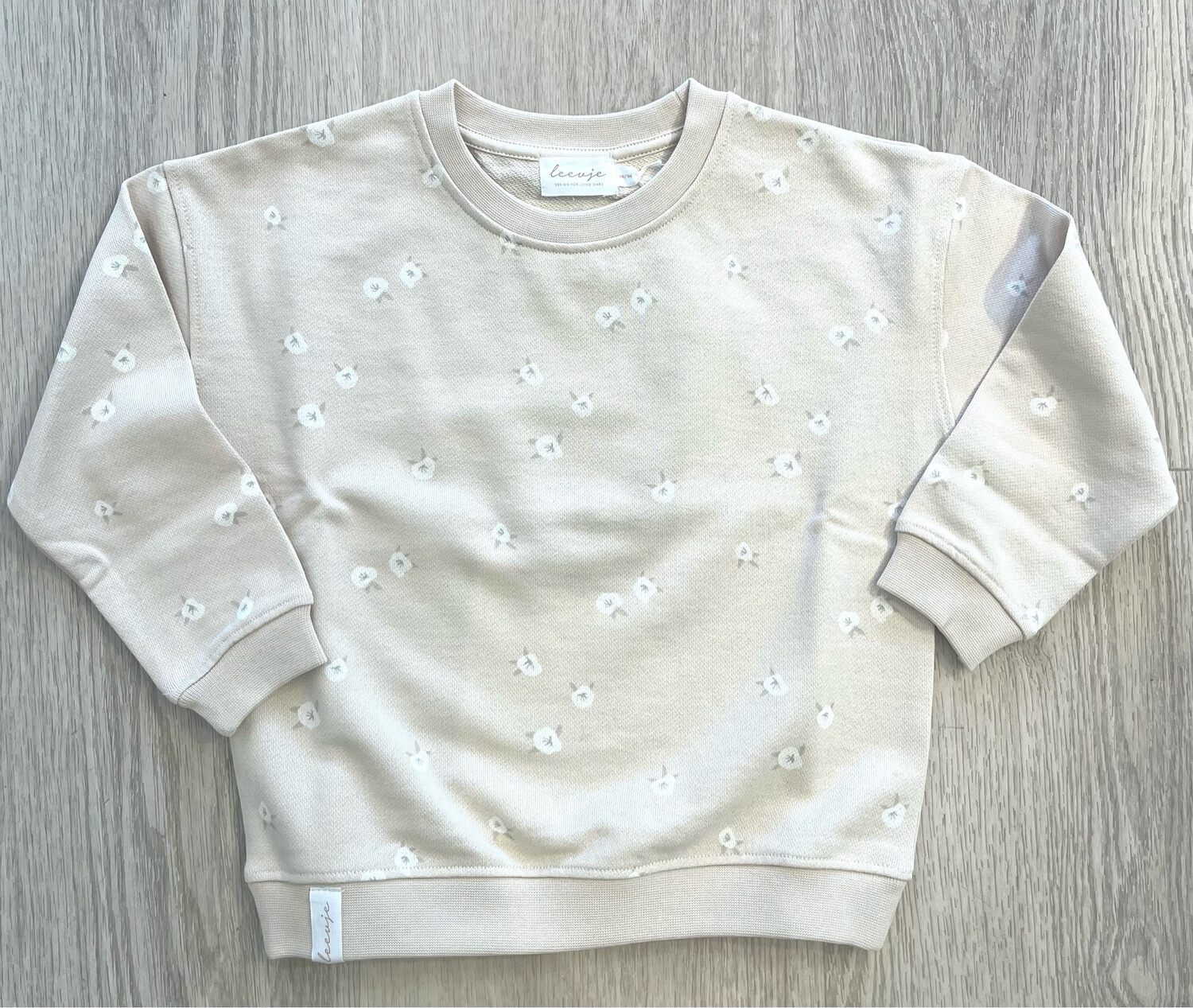 Oversized Sweatshirt rose by rose